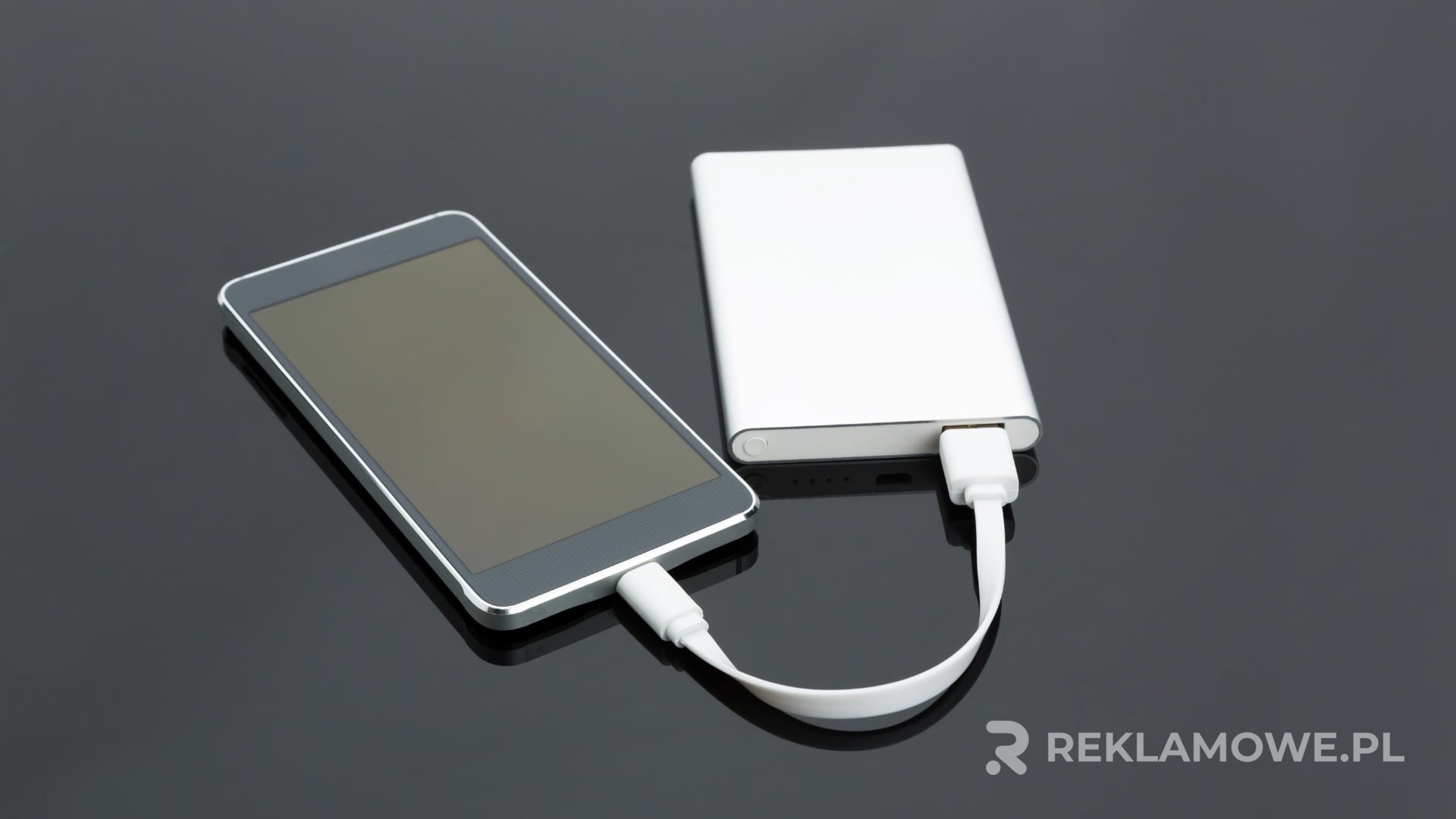 Nowoczesny powerbank reklamowy