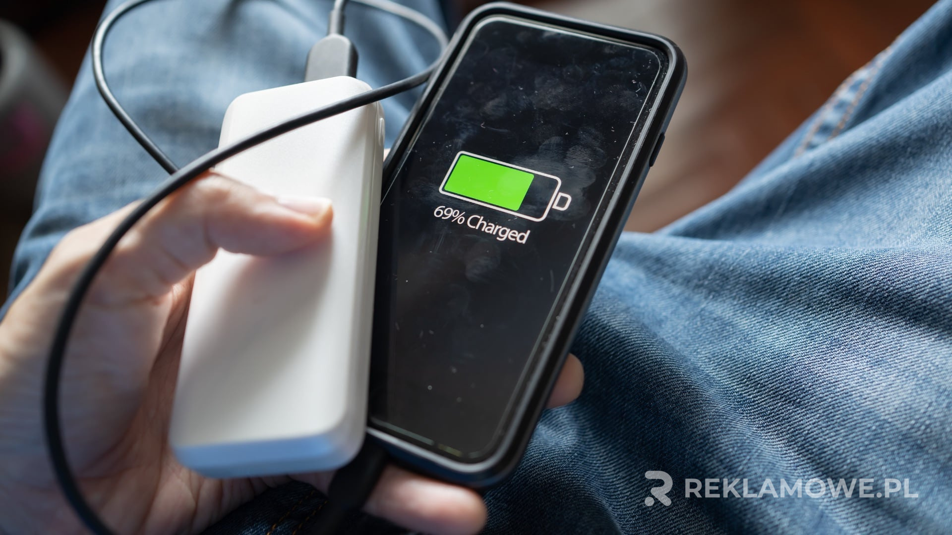 Powerbank reklamowy z logo firmy