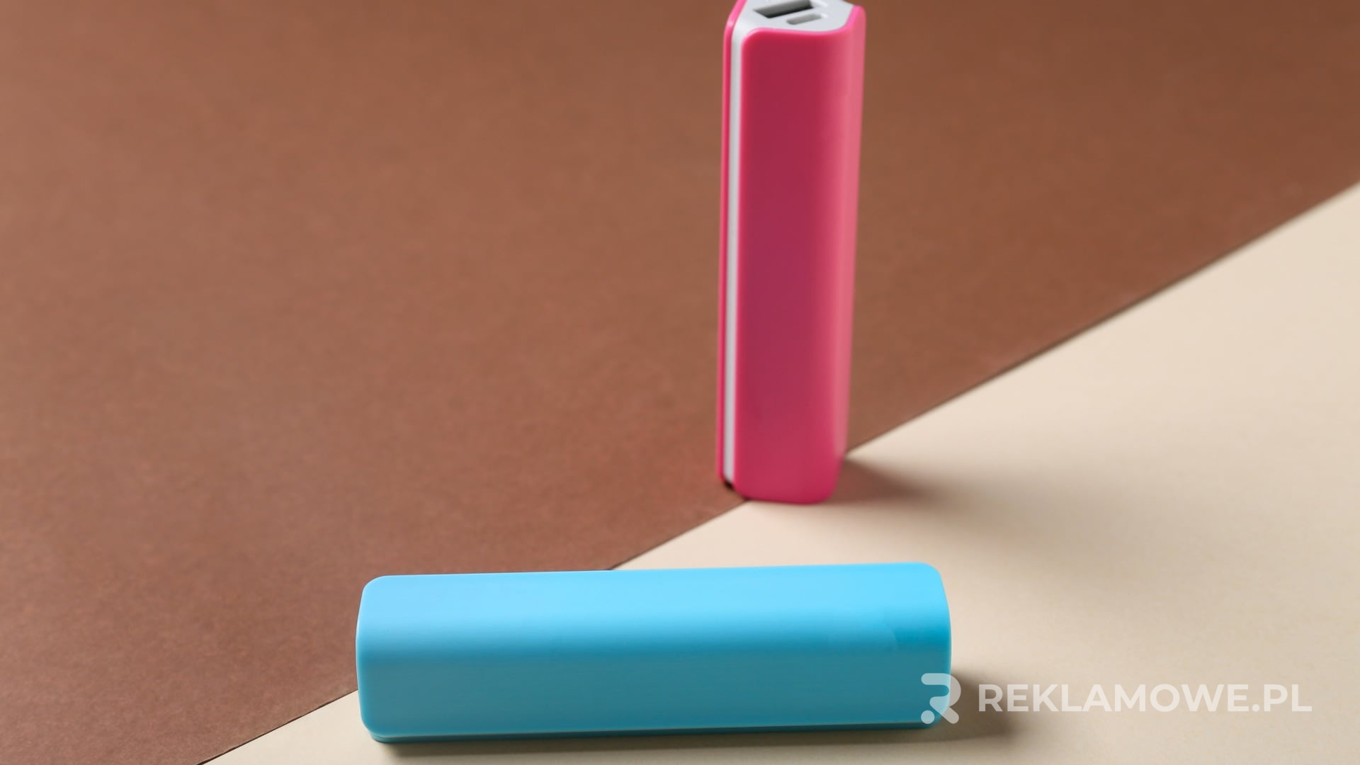 Nowoczesne powerbanki reklamowe w 2025 roku